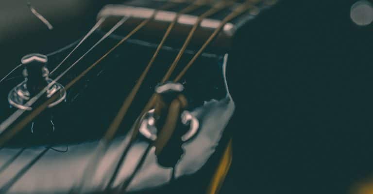 What Is A Guitar Headstock?